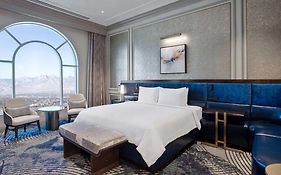 The Venetian Resort  5*